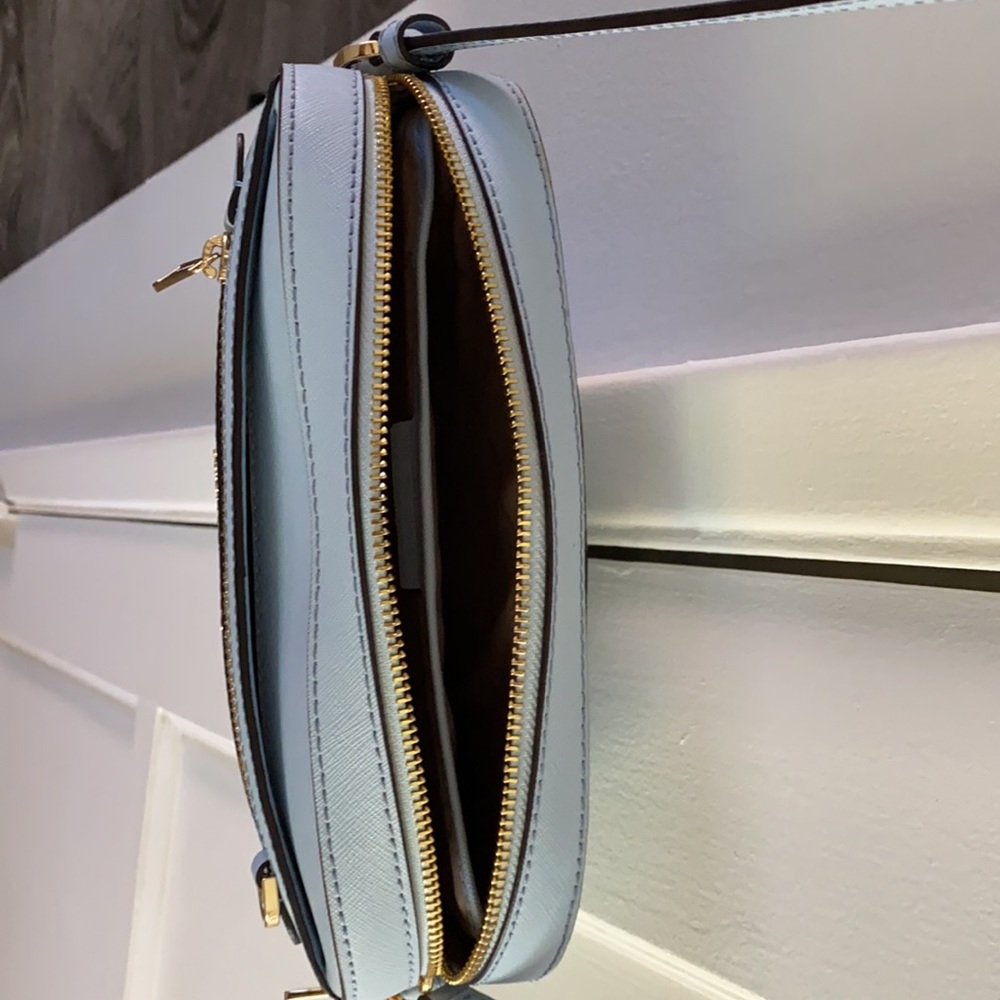 Purse - Picture 3 of 3